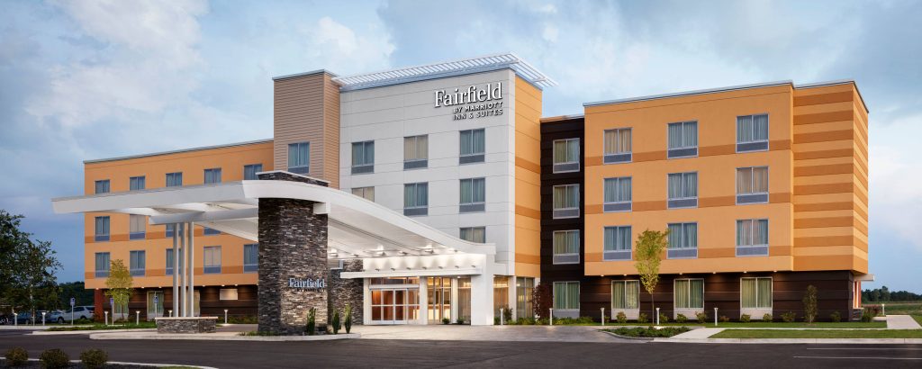 A front-facing view of the Fairfield Inn & Suites in Marysville, OH.