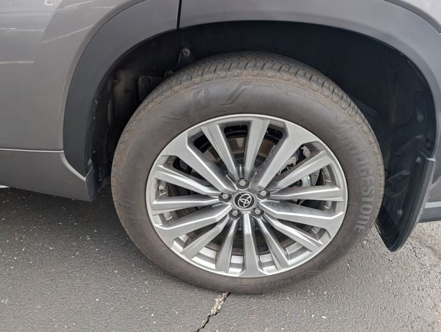 2025 Toyota Highlander Hybrid Limited 25th Edition