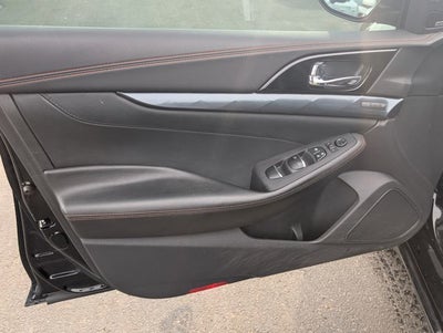 2022 Nissan Maxima SR