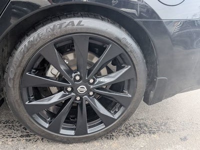 2022 Nissan Maxima SR