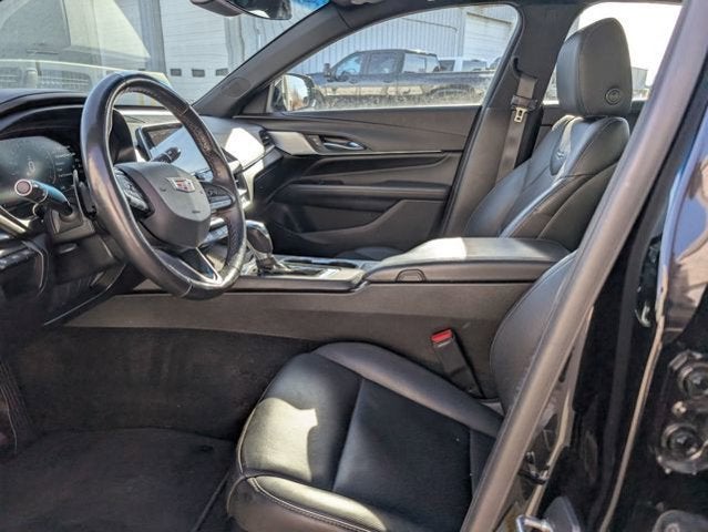 2023 Cadillac CT4 Premium Luxury