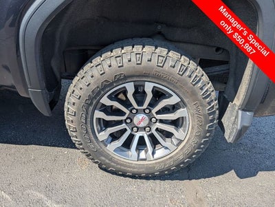 2023 GMC Sierra 1500 AT4