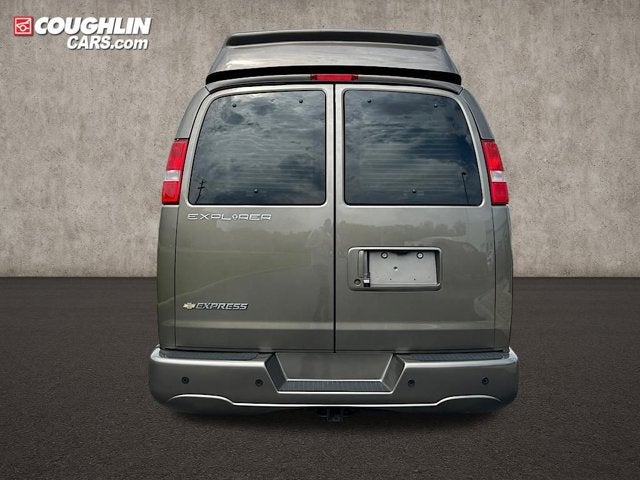 2023 Chevrolet Express Cargo Van Work Van