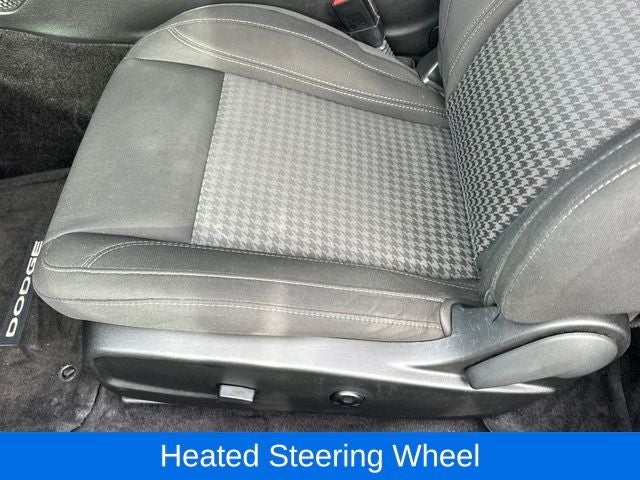 2017 Dodge Challenger SXT