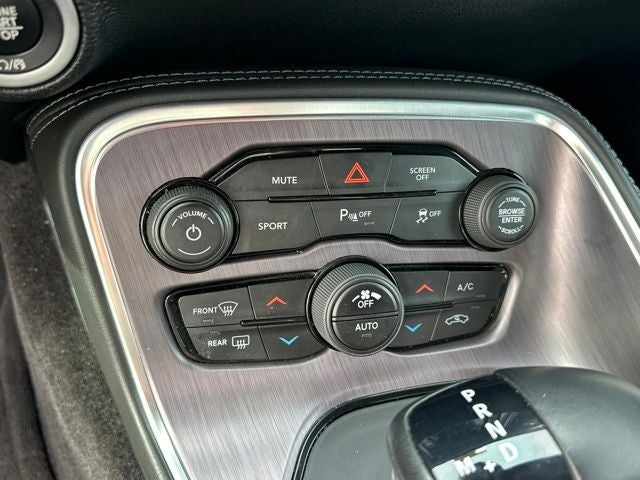 2017 Dodge Challenger SXT