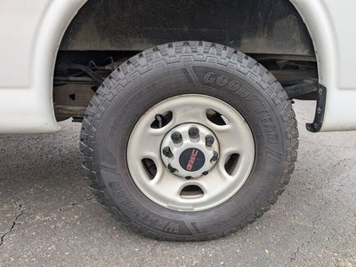 2022 GMC Savana 2500 Work Van