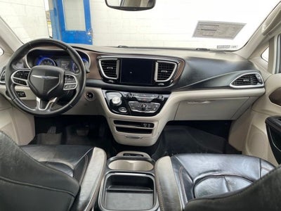 2017 Chrysler Pacifica Touring L