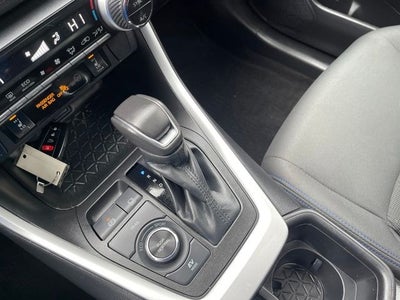 2022 Toyota RAV4 Hybrid SE