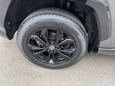 2022 Toyota RAV4 Hybrid SE