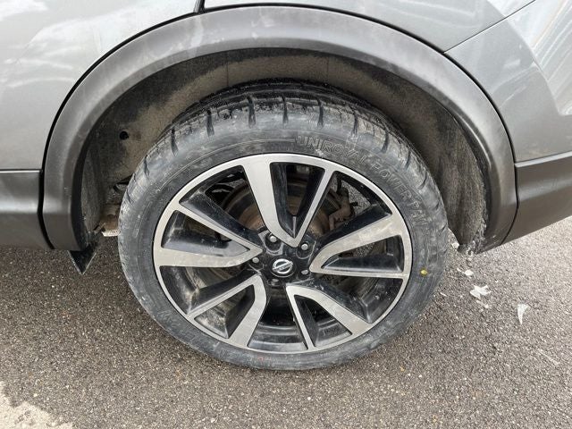 2017 Nissan Rogue Sport SL