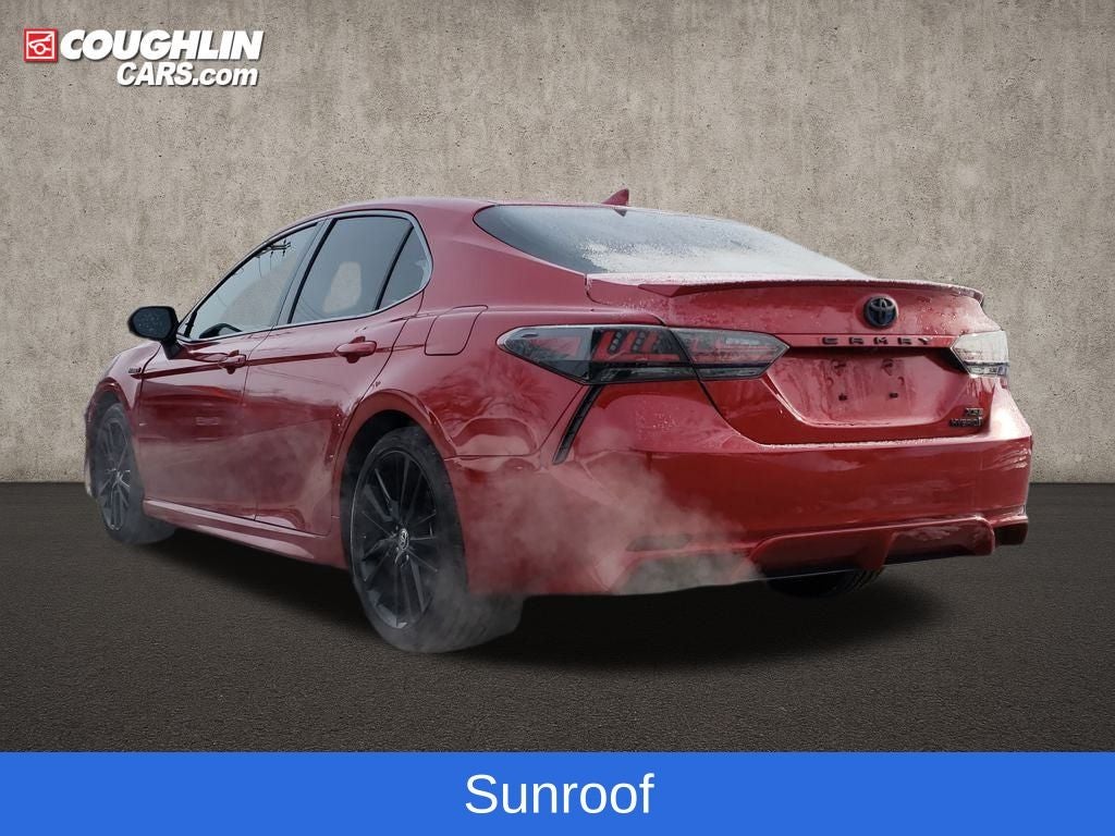 2021 Toyota Camry Hybrid XSE