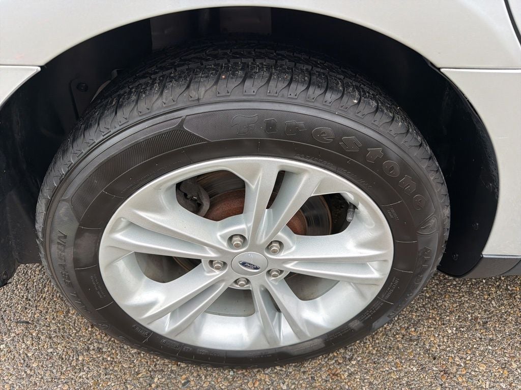 2018 Ford Taurus SEL