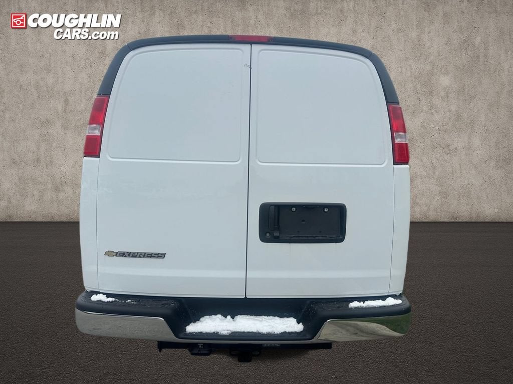 2026 Chevrolet Express Cargo WT