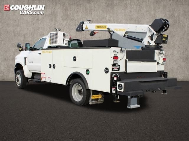 2023 Chevrolet Silverado 6500 HD Work Truck