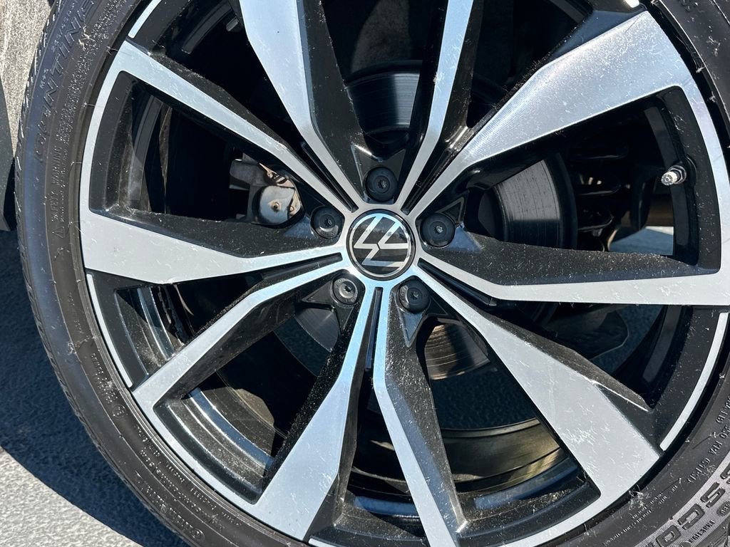 2024 Volkswagen Atlas 2.0T SEL Premium R-Line