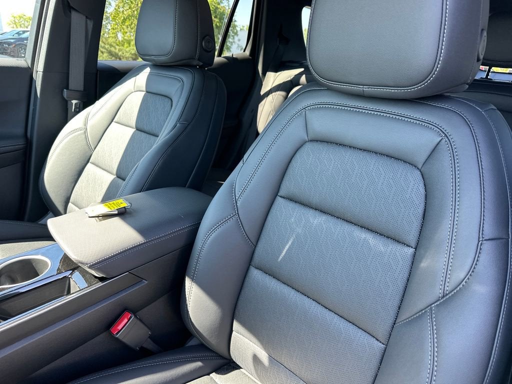 2026 Chevrolet Equinox LT - Photo 25