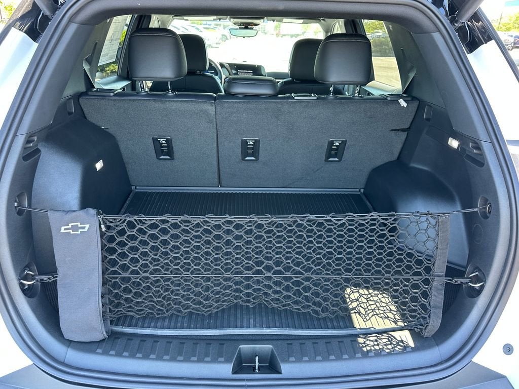 2026 Chevrolet Equinox LT - Photo 9