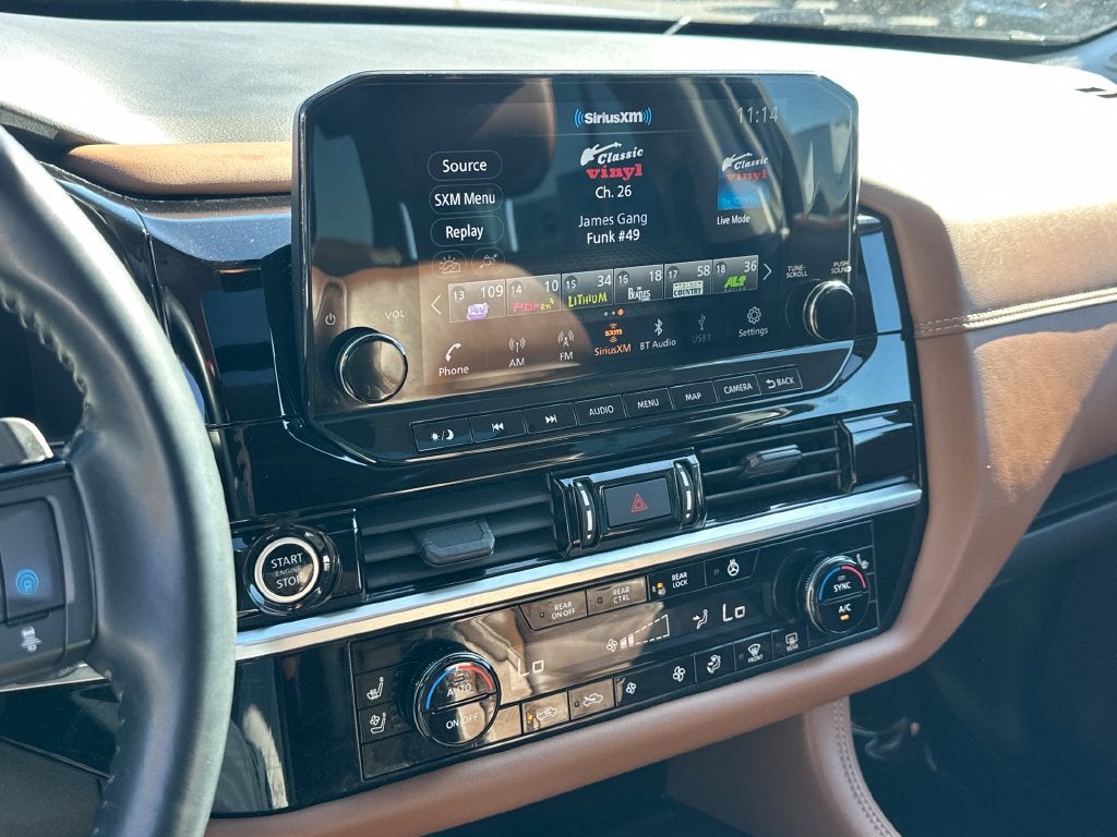 2023 Nissan Pathfinder Platinum