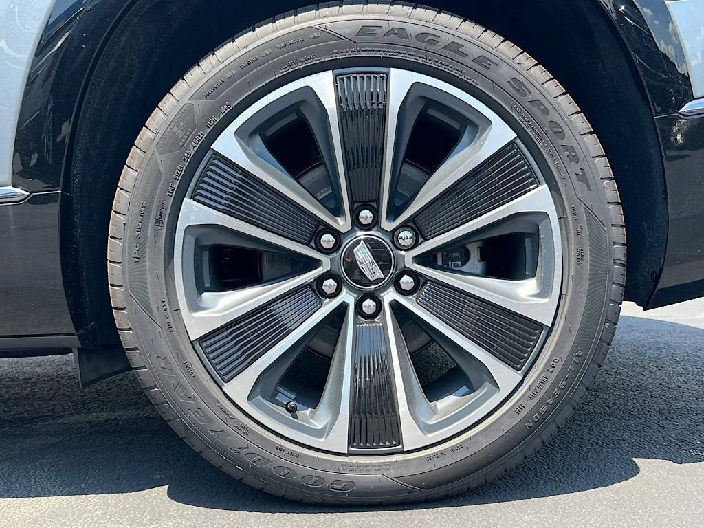 2026 Cadillac VISTIQ Sport