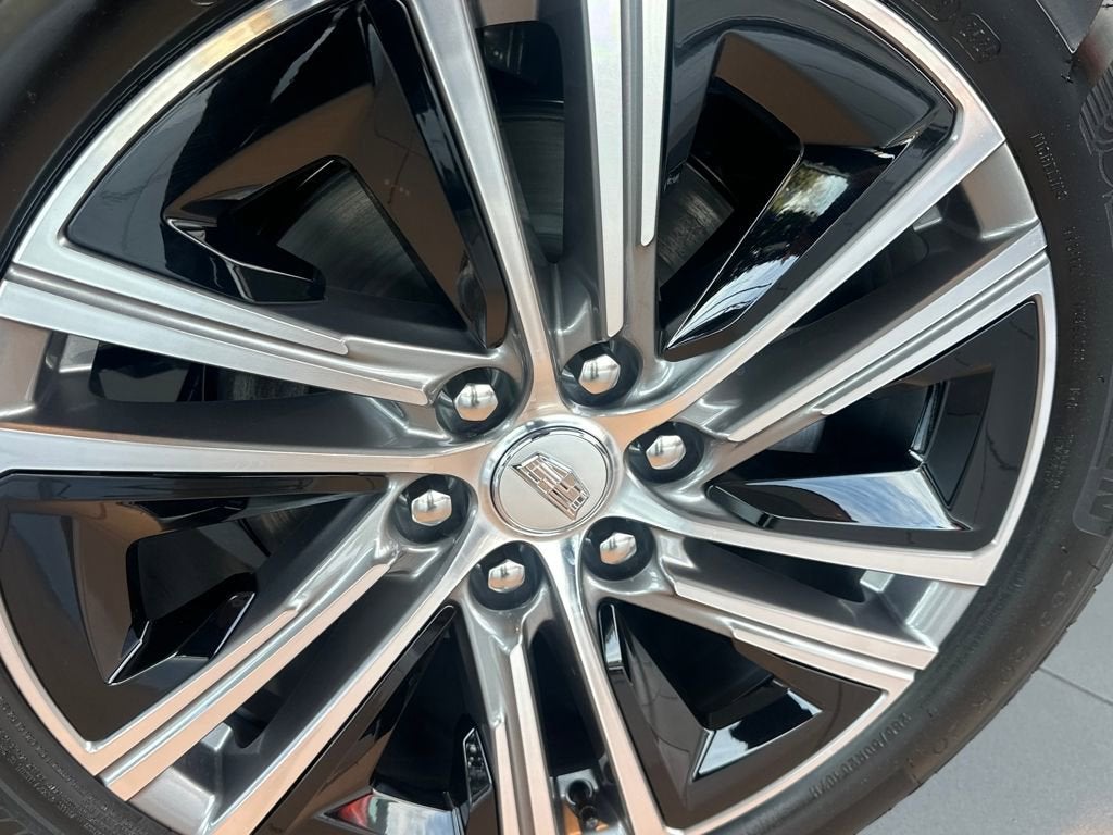 2026 Cadillac LYRIQ Premium Luxury