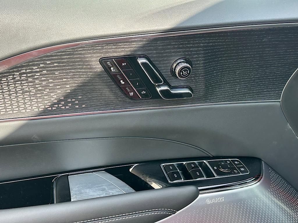 2026 Cadillac LYRIQ V-Series Premium