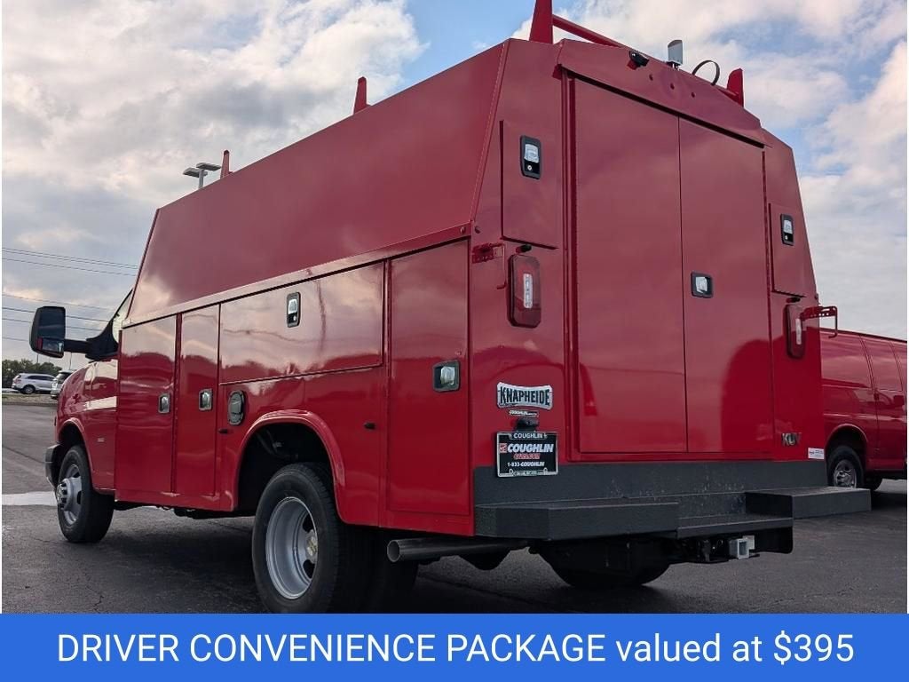 2025 Chevrolet Express Cutaway 3500 1WT