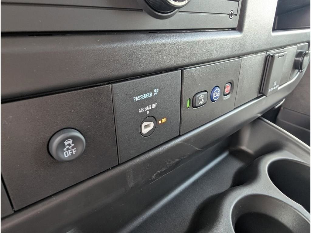 2025 Chevrolet Express Cargo 2500 WT