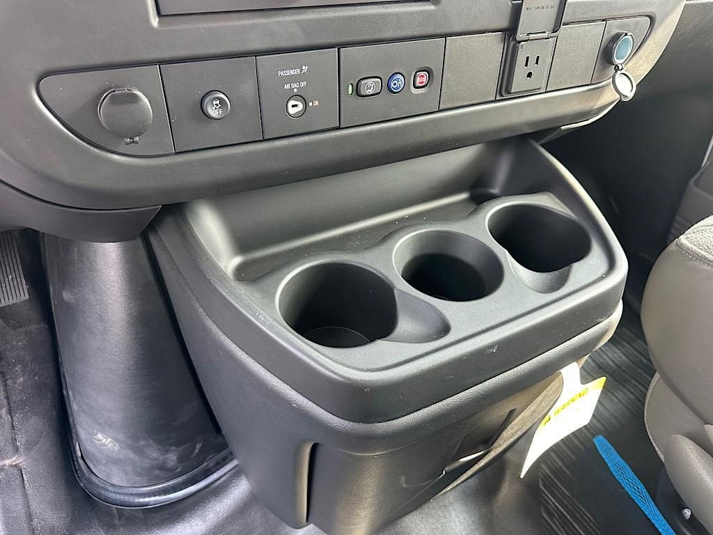 2025 GMC Savana Cargo 2500 Work Van