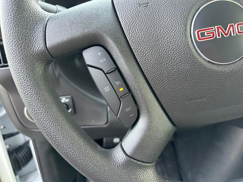 2025 GMC Savana Cargo 2500 Work Van