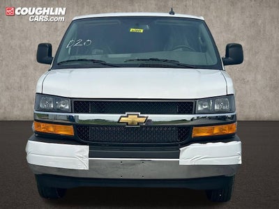2025 Chevrolet Express Cargo 3500 WT