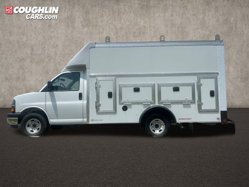 2025 Chevrolet Express Cutaway 3500 1WT