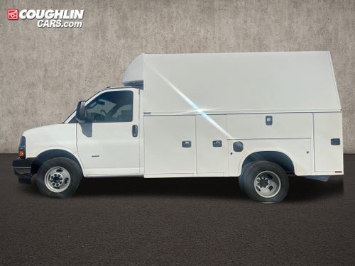 2025 Chevrolet Express Cutaway 3500 1WT