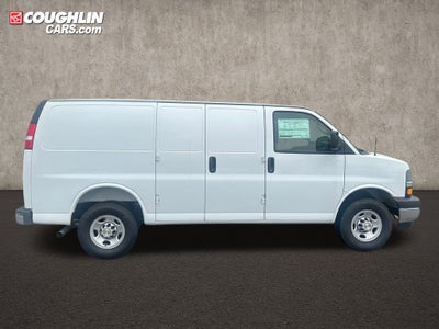 2025 Chevrolet Express Cargo 2500 WT