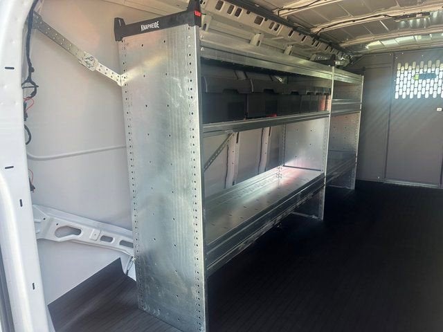 2025 Chevrolet Express Cargo 3500 WT