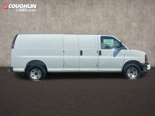 2025 Chevrolet Express Cargo WT