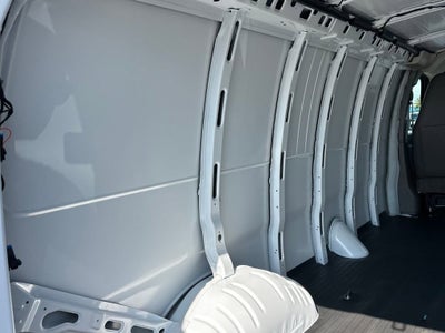 2025 Chevrolet Express Cargo WT