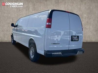 2025 Chevrolet Express Cargo WT