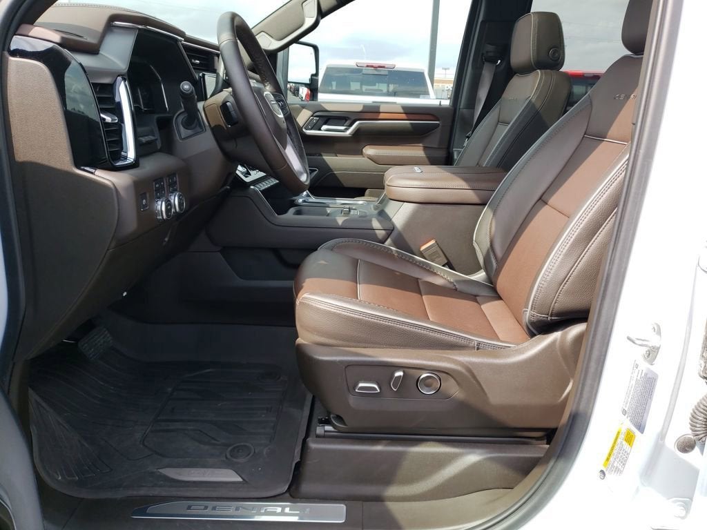 2025 GMC Sierra 2500 HD Denali