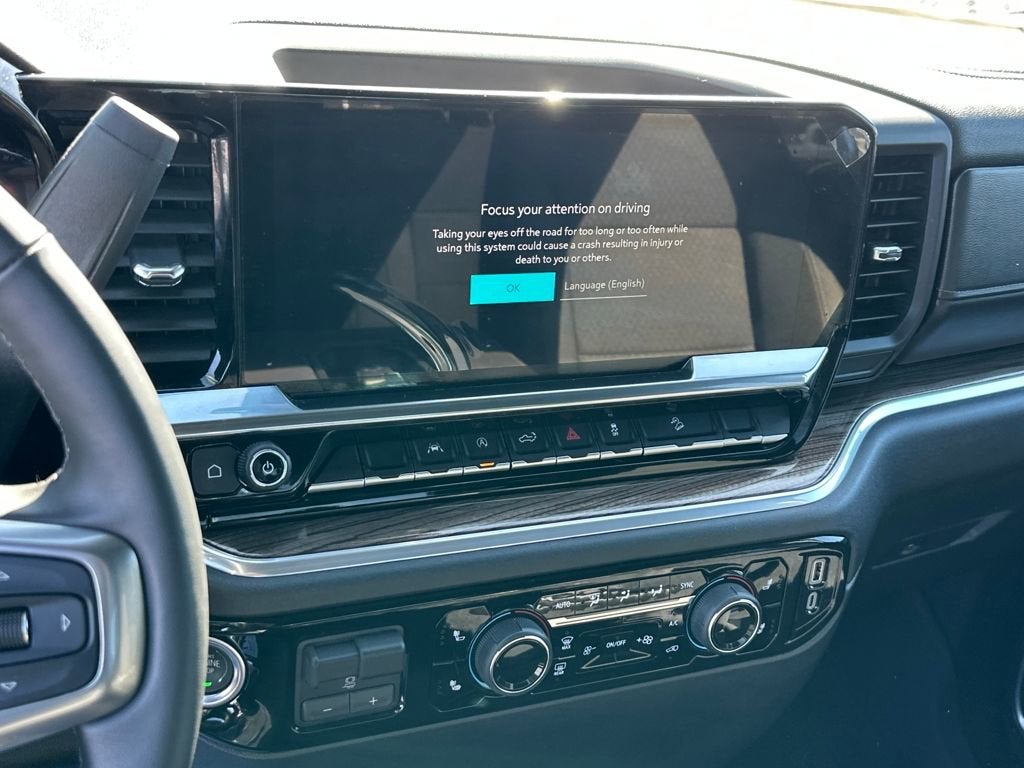 2025 Chevrolet Silverado 1500 LT