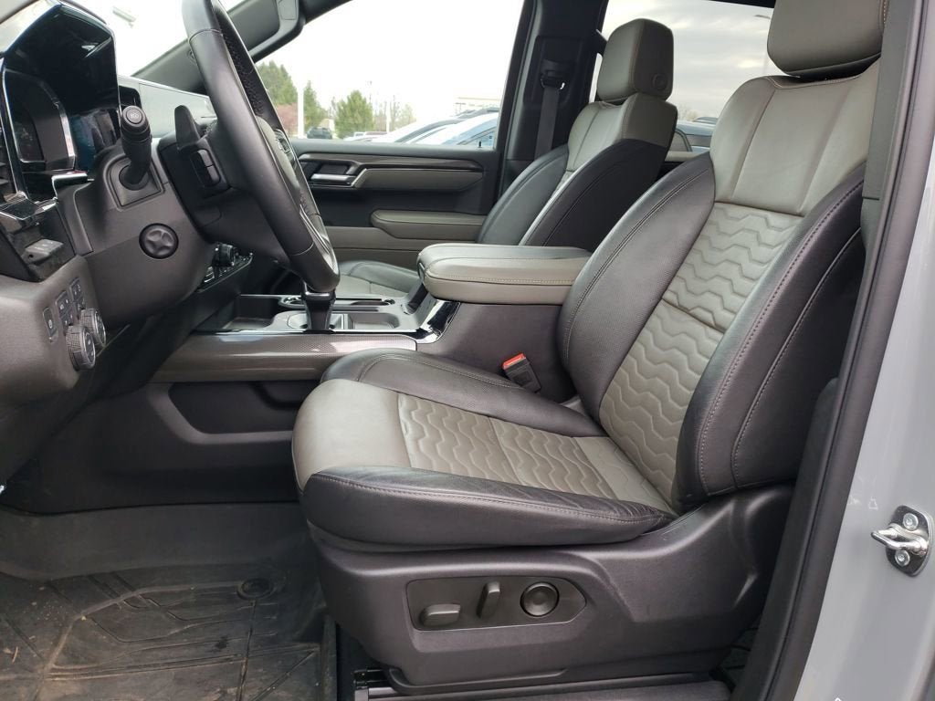 2025 Chevrolet Silverado 1500 ZR2