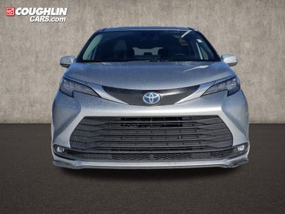 2025 Toyota Sienna XLE