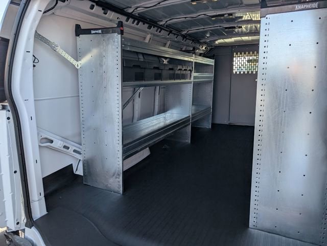 2025 Chevrolet Express Cargo 3500 WT