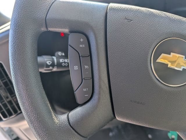 2025 Chevrolet Express Cargo 3500 WT