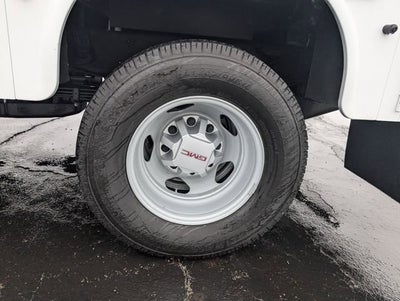 2025 GMC Sierra 3500 HD Chassis Cab Pro