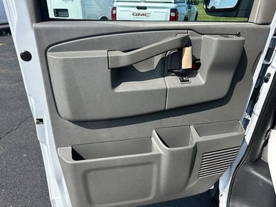 2025 Chevrolet Express Cargo 3500 WT