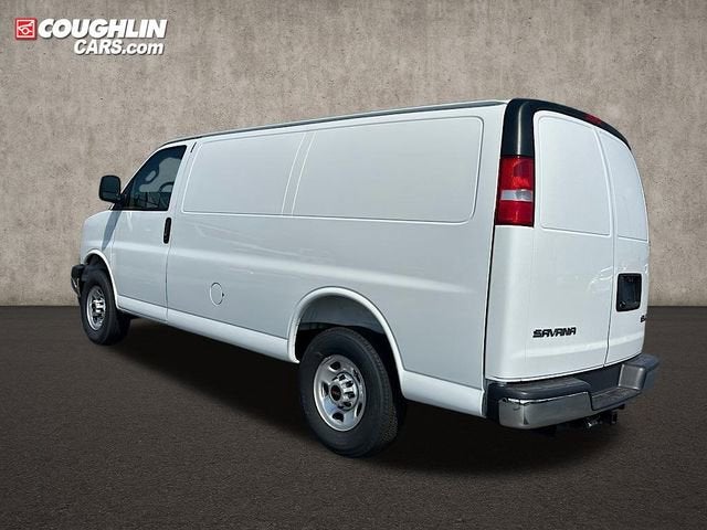 2025 GMC Savana Cargo 2500 Work Van