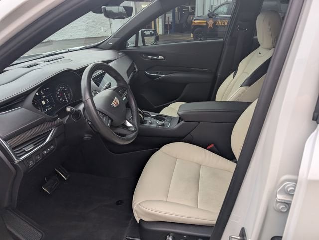 2023 Cadillac XT4 Sport