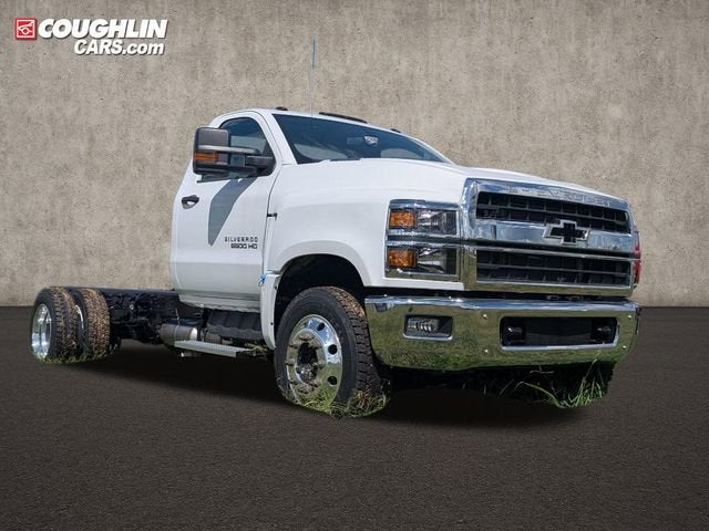 2024 Chevrolet Silverado 5500 HD Work Truck