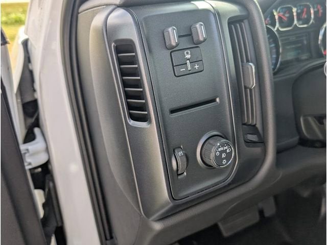 2024 Chevrolet Silverado 5500 HD Work Truck