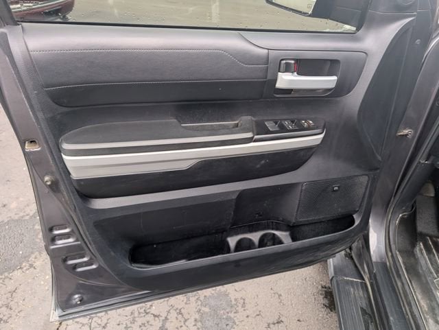 2019 Toyota Tundra 4WD SR5